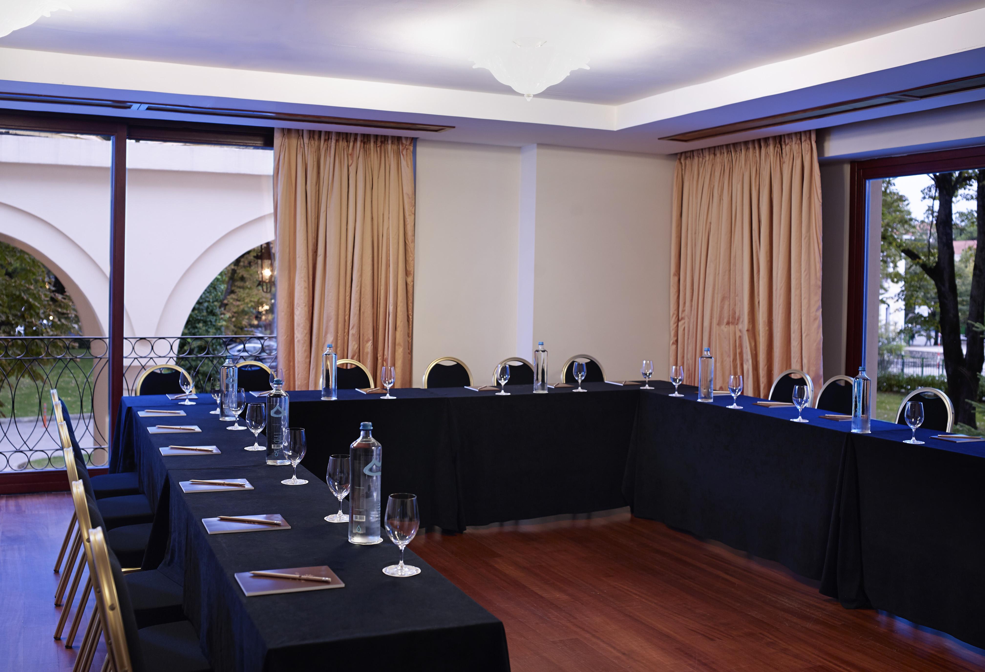 Grand Serai Congress And Spa Яніна Екстер'єр фото Meeting room