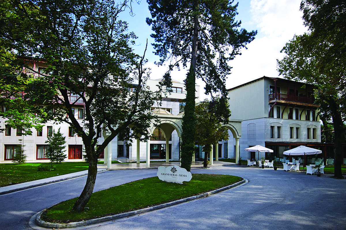 Grand Serai Congress And Spa Яніна Екстер'єр фото The main entrance of the hotel