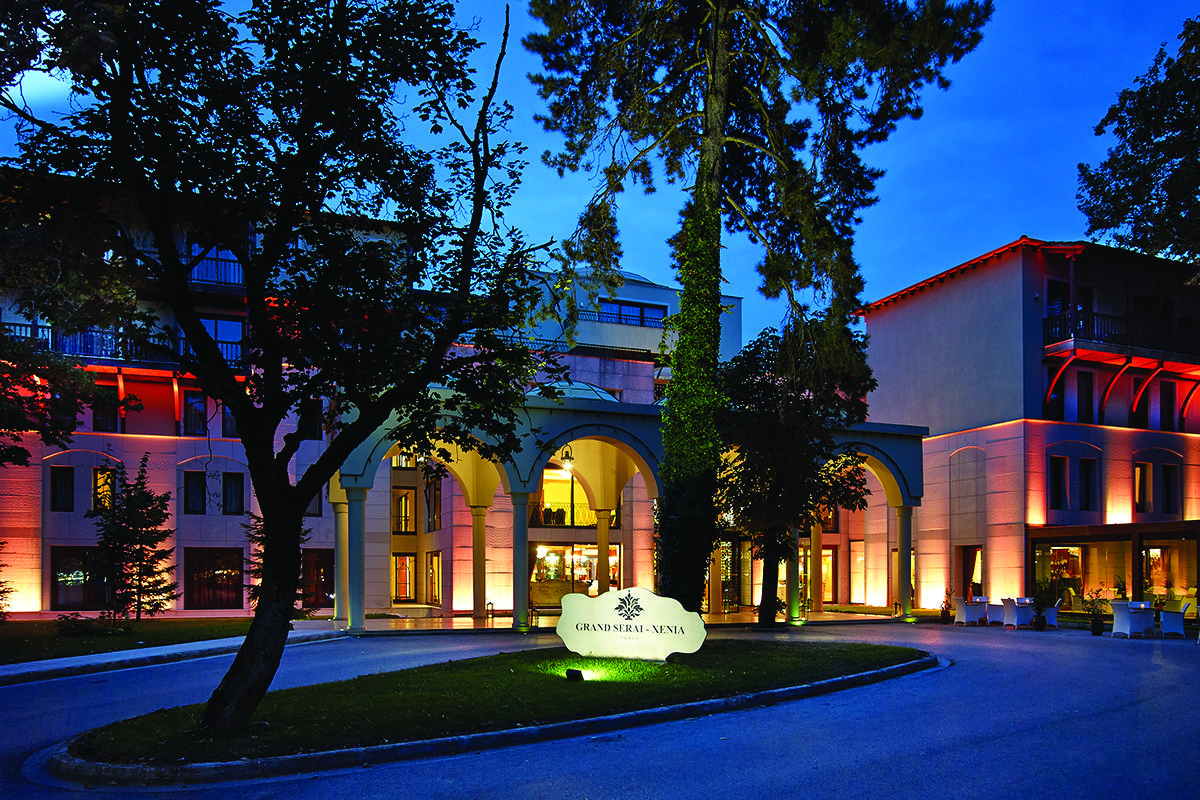 Grand Serai Congress And Spa Яніна Екстер'єр фото Entrance of the hotel
