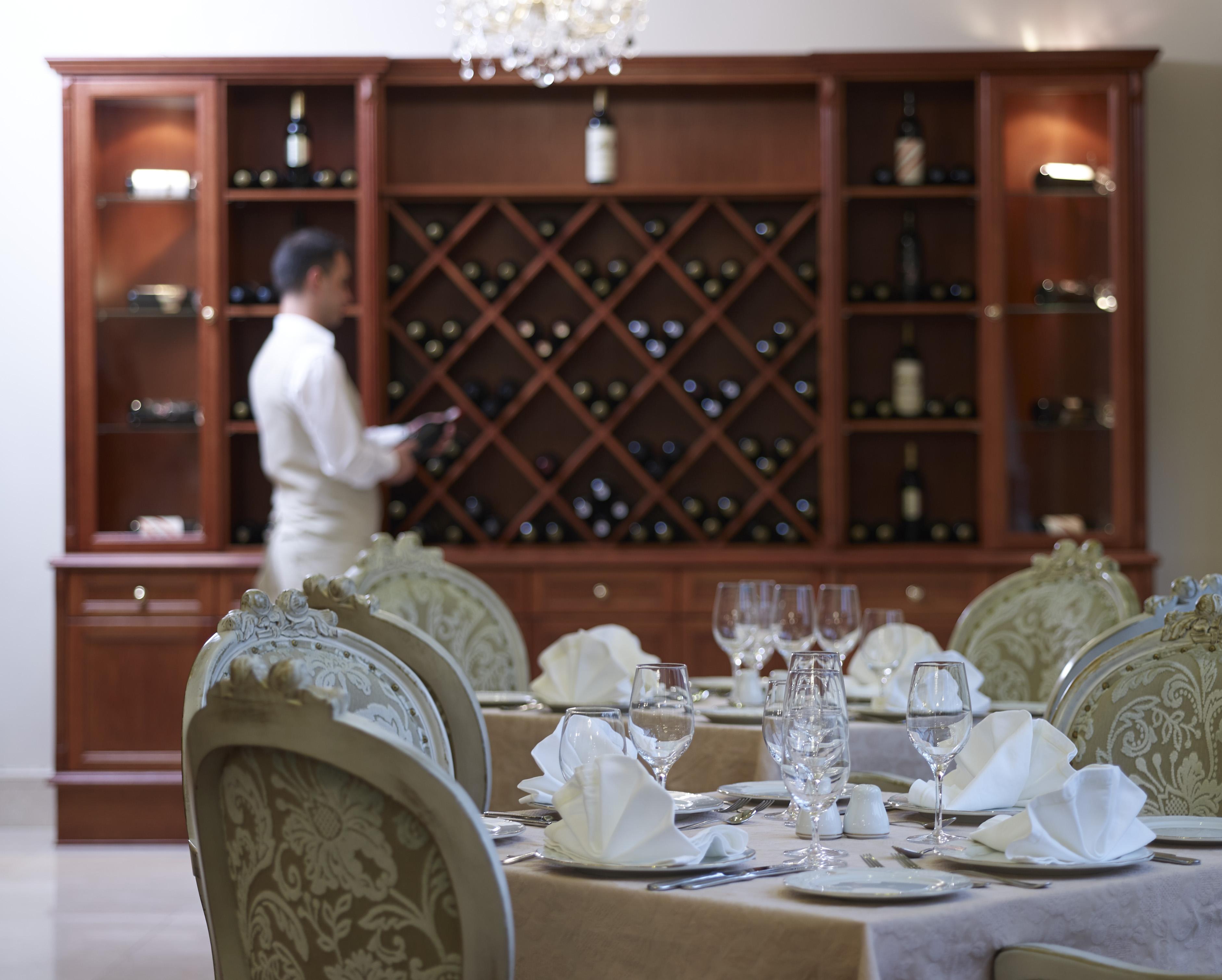 Grand Serai Congress And Spa Яніна Екстер'єр фото A wine rack